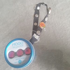 Mogo charm band w/magnetic charms